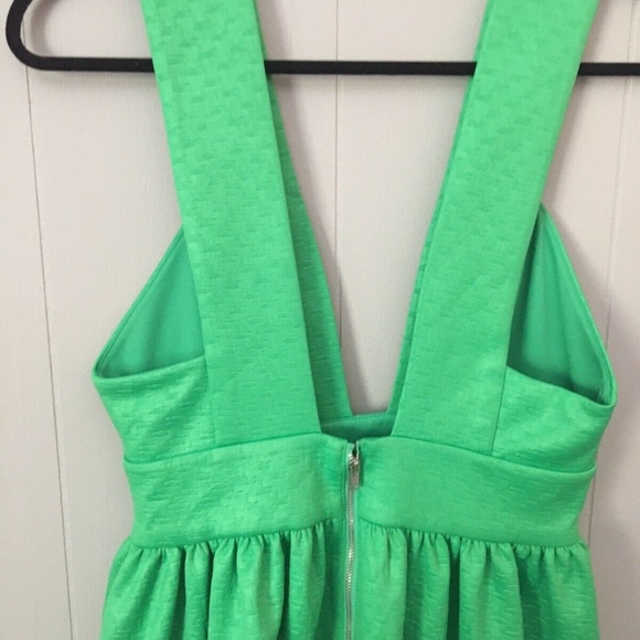 Nasty Gal Medium Green Deep Neck Skater Dress - Picture 6 of 8